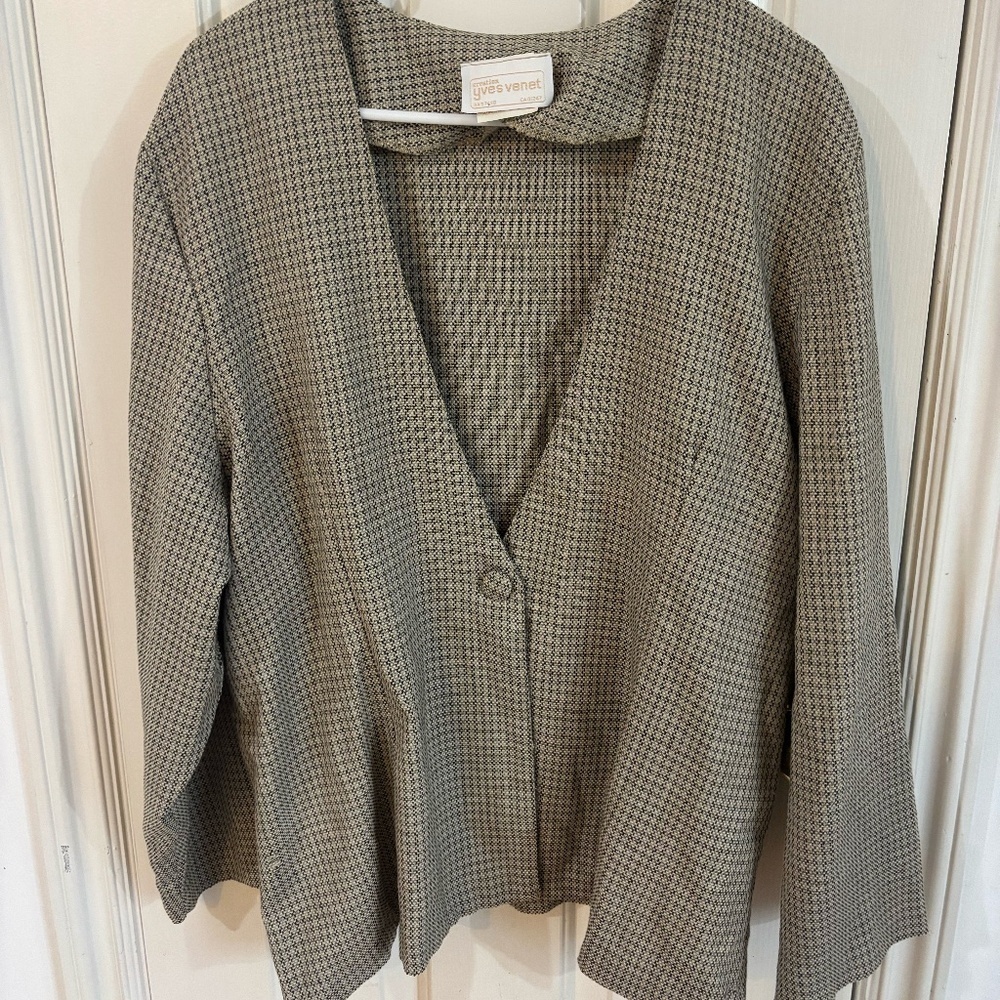 Vintage oversized early 90s blazer * accepting offers